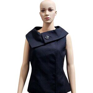 Vintage Style Textured Sleeveless Top With Oversized Collar & Button Detail In B